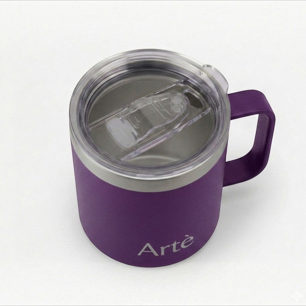 ArtèCup purple insulated stainless steel mug with a clear leak-proof lid and ergonomic handle on a white background